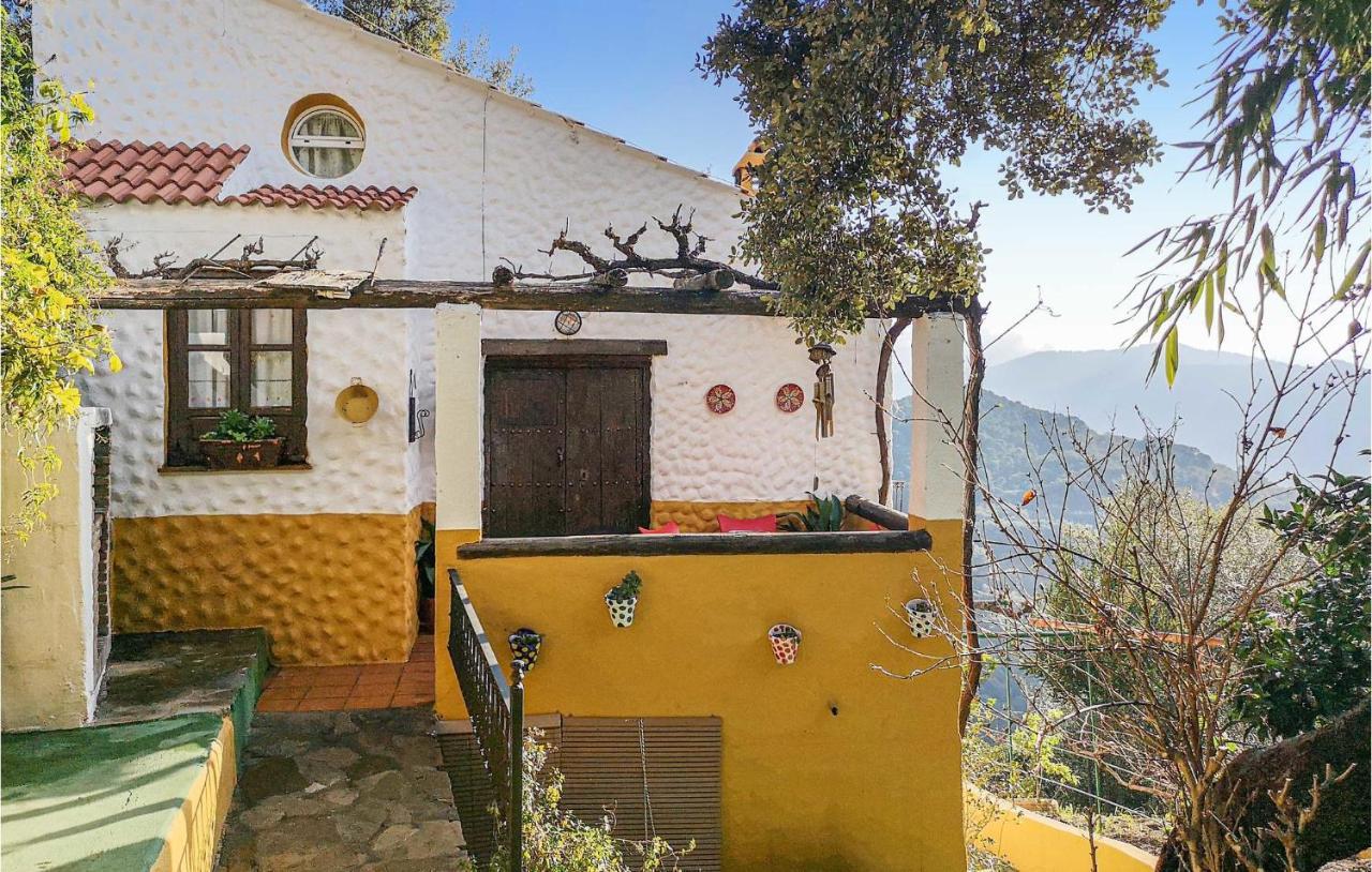 Amazing Cottage In Algatocin With Kitchen Esterno foto