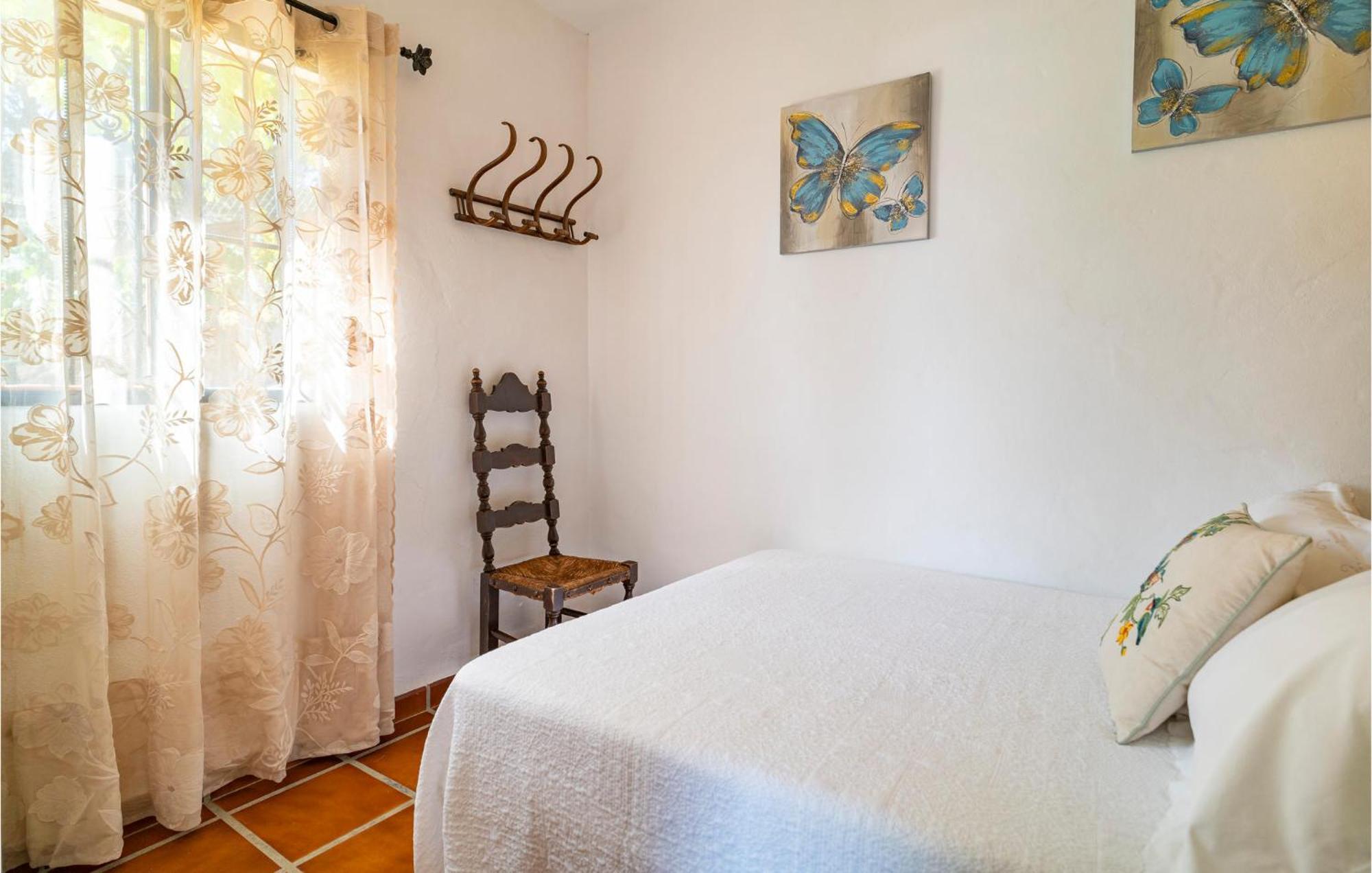 Amazing Cottage In Algatocin With Kitchen Esterno foto
