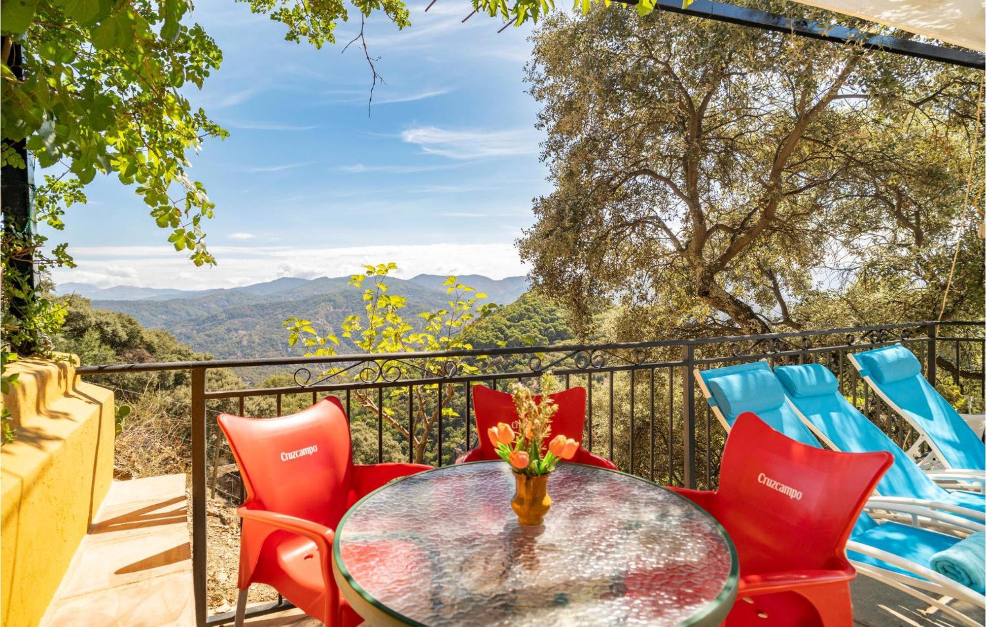 Amazing Cottage In Algatocin With Kitchen Esterno foto