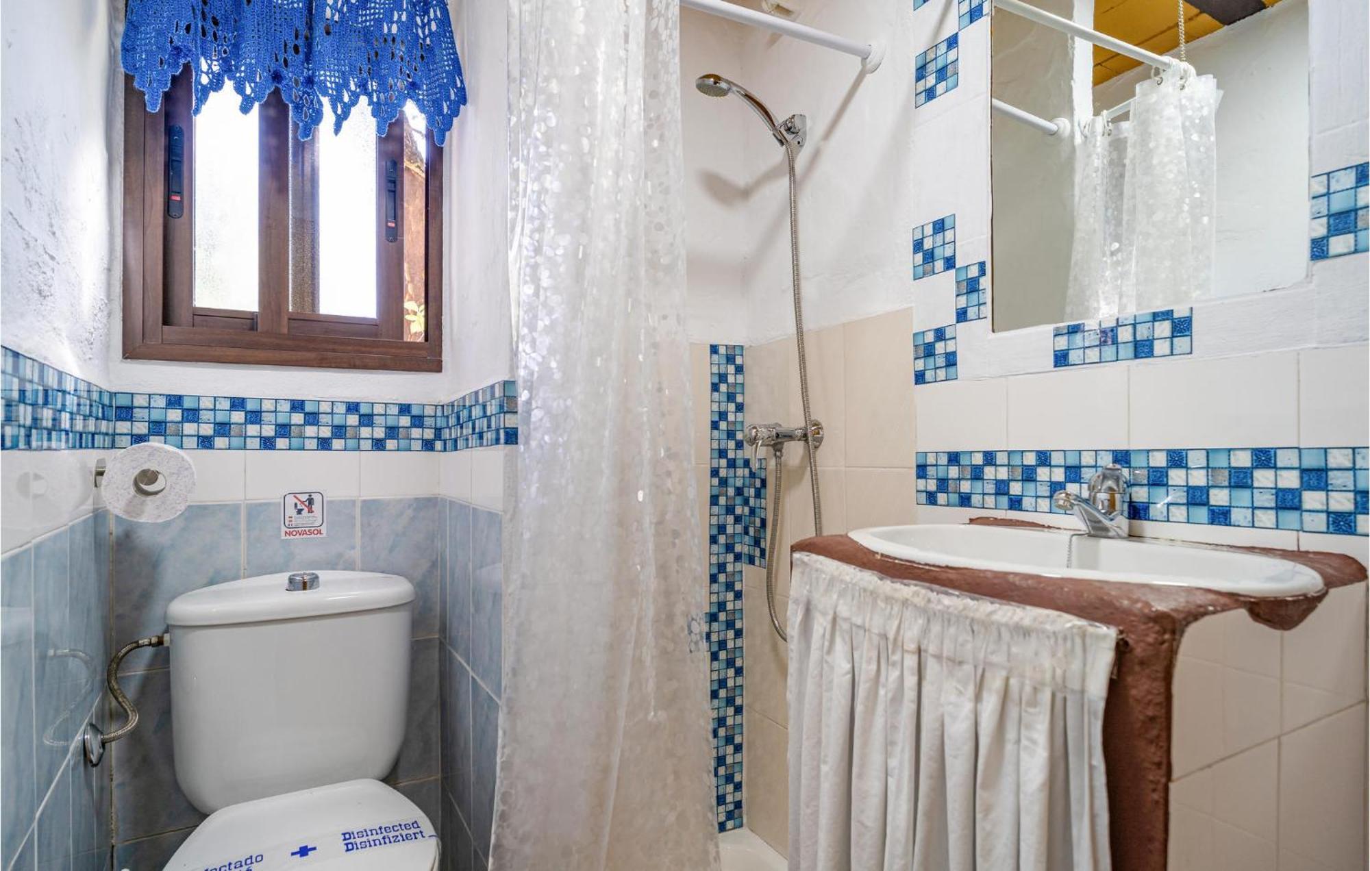 Amazing Cottage In Algatocin With Kitchen Esterno foto