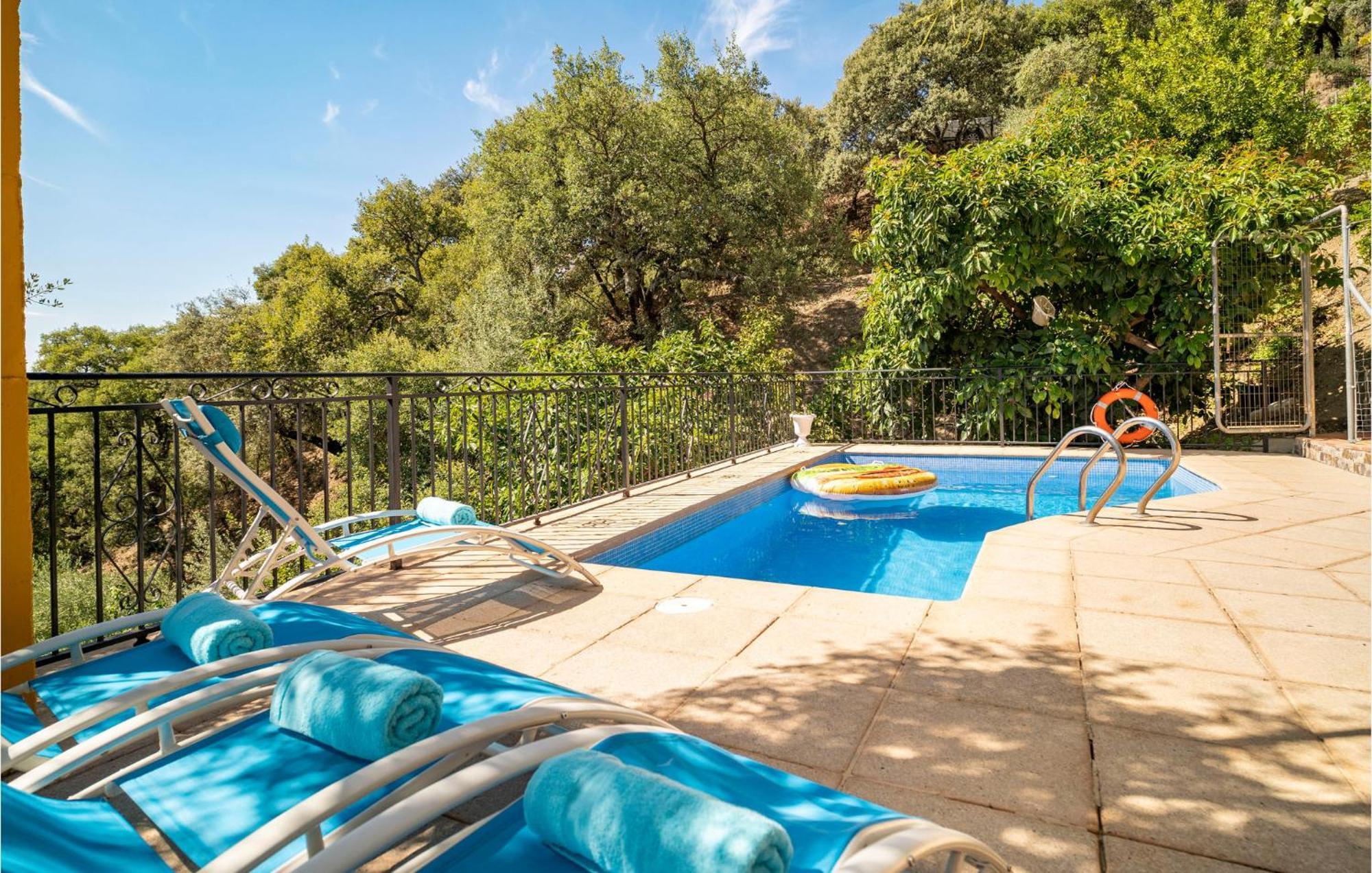 Amazing Cottage In Algatocin With Kitchen Esterno foto